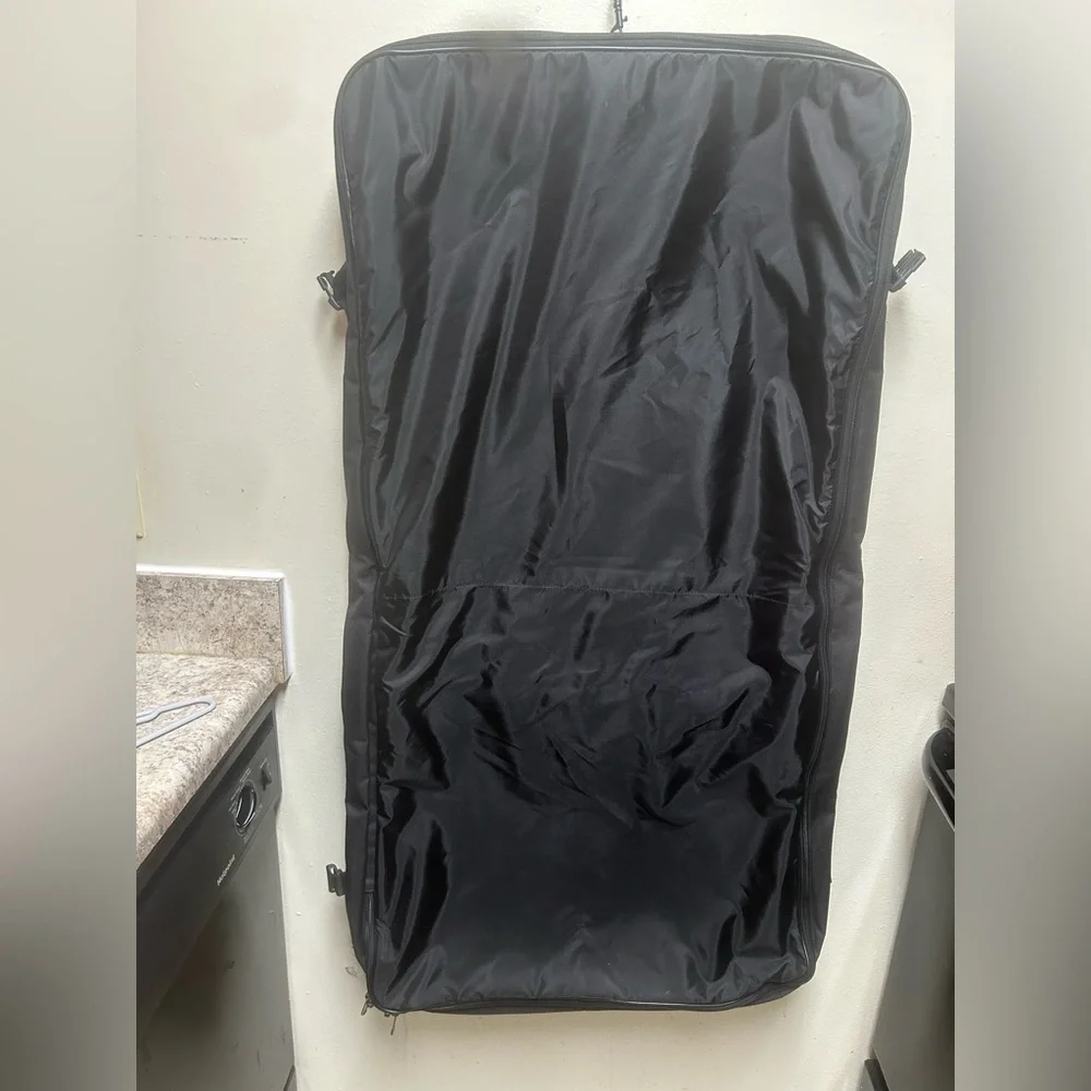 VTG Nike Equipment Garment Luggage Suitcase Black Bag Travel 25